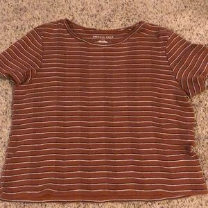 American eagle cropped shirt